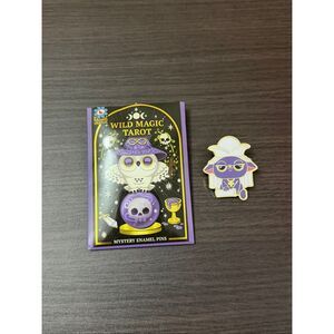 Kaleidos Creative Wild Magic Tarot Enamel Pin CHASE - The High Priestess